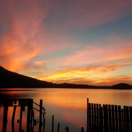 Lake Place Resort Glenhaven Экстерьер фото